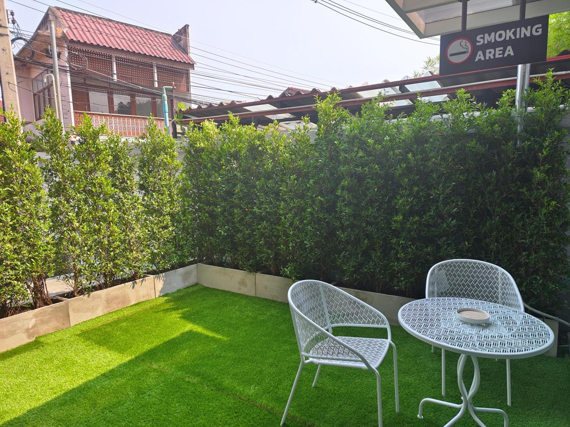 The Guest Chang Moi Boutique Hotel Chiang Mai Exterior foto
